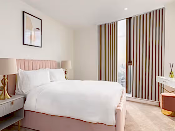 Elegantly Pink: A Teenage Bedroom Design